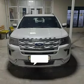 Ford Explorer 2018