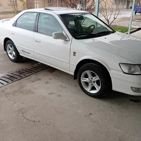 Toyota Camry 1999