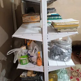 polka magazin sklad podwal un