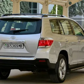 Toyota Highlander 2011