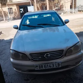 Nissan Maxima 2000