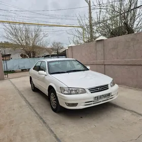 Toyota Camry 1999