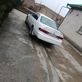 Toyota Camry 2000