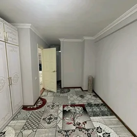 Taze Gurtly 3 kom eyesin