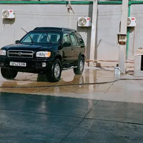 Nissan Pathfinder 2003