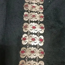 gadymy  man̈laÿlyk  kùmuș