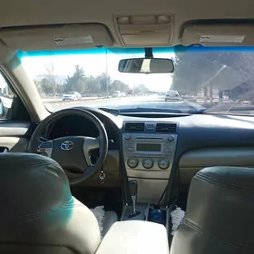Toyota Camry 2011