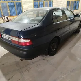 Toyota Carina 1993