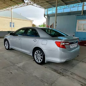 Toyota Camry 2013
