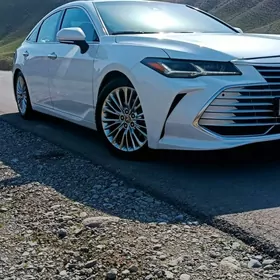 Toyota Avalon 2020