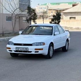 Toyota Camry 1992