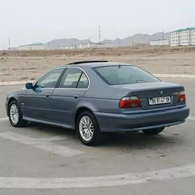 BMW 528 2003