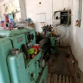 токарный станок