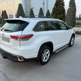 Toyota Highlander 2016