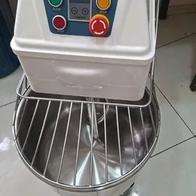 Mikser hamyr uch тесто мешалка