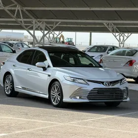 Toyota Camry 2023