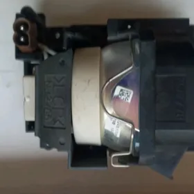 Hitachi проектор лампа тазе