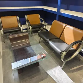 Комплект стол и стулья