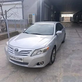Toyota Camry 2010