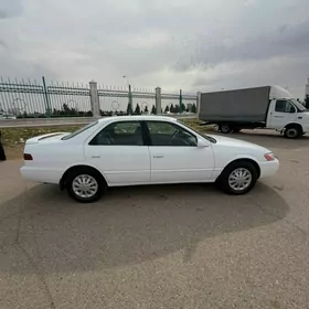 Toyota Camry 1999