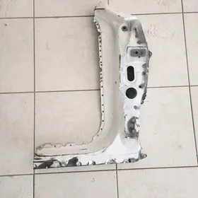 Camry 18-25 on sag stoyka