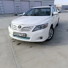 Toyota Camry 2011