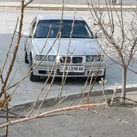 BMW 320 1992