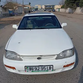 Toyota Camry 1993
