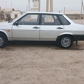 Lada 21099 2000