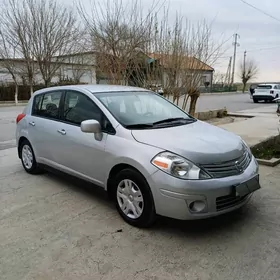Nissan Versa 2010