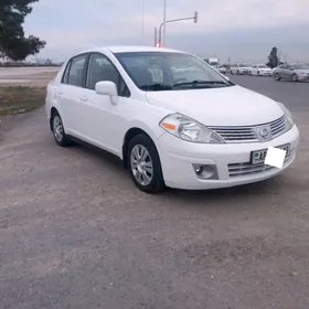 Nissan Versa 2010