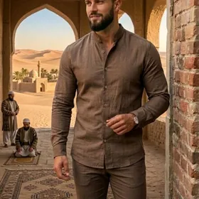 Lion Üsti Aşak, Fudbolka