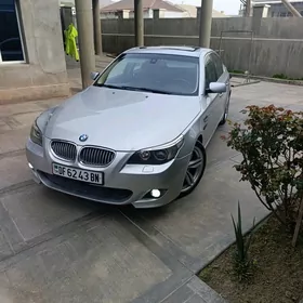 BMW E60 2004
