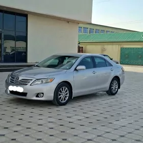 Toyota Camry 2011
