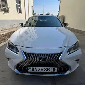 Lexus ES 250 2021