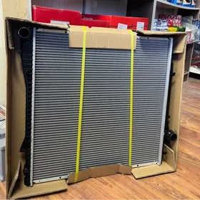 Radyator BMW E53 4,4mator