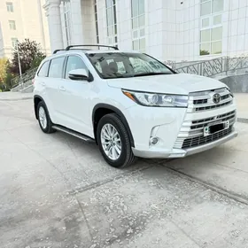 Toyota Highlander 2018