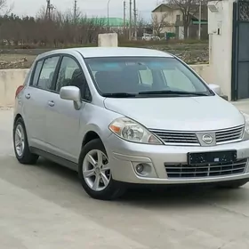 Nissan Versa 2010