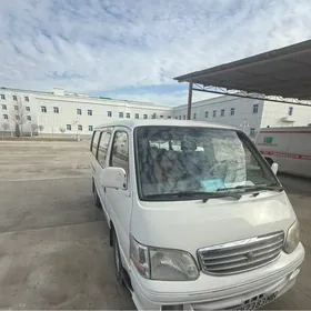 Toyota Hiace 2014