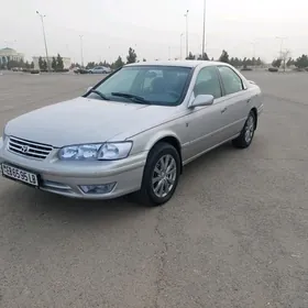 Toyota Camry 2001