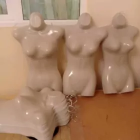 сатлык моникен