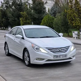 Hyundai Sonata 2011