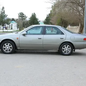 Toyota Camry 2000