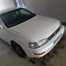 Toyota Corona 1993