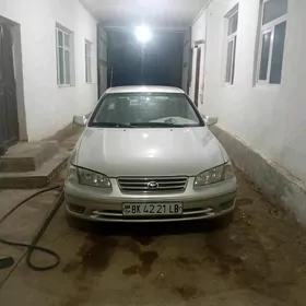 Toyota Camry 2001
