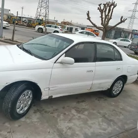 Toyota Corona 1995