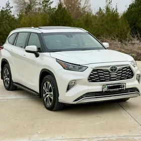 Toyota Highlander 2020