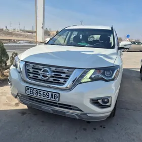 Nissan Pathfinder 2020