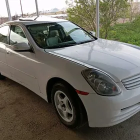 Infiniti G35 2004