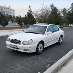 Hyundai Sonata 2002